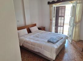Big house in center of protaras, near beach，位于普罗塔拉斯的酒店