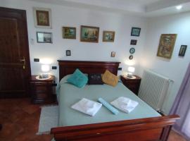 Appartamento in zona residenziale，位于奥罗塞伊的酒店