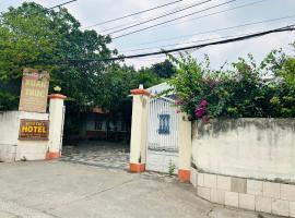 Khách sạn Xuân Trúc，位于Ấp Thành的酒店