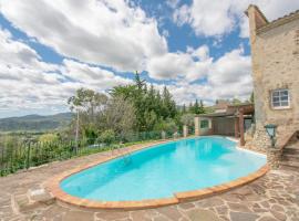 Château du Puy Tourrettes, 60M, Shared swimming pool，位于图雷特的酒店