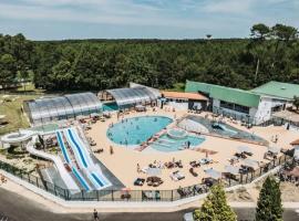 villages sous les pins b7，位于莱昂的酒店