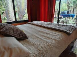 Suite y Loft Casa Toría，位于San Isidro的酒店