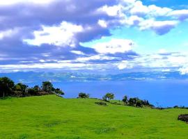 Inn Fraga，位于Ribeirinha的酒店