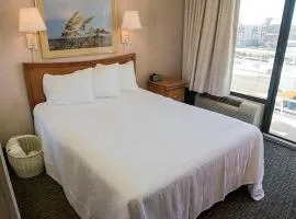 Four Sails Resort