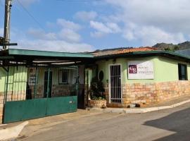 POUSO BAIRRO - Pouso dos Viajantes Unidade Bairro OuroPreto，位于欧鲁普雷图的酒店