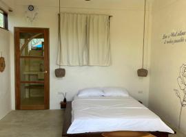 Jivanaya homestay，位于Libertad的酒店
