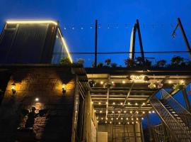 TNT Homestay，位于Thôn An Cư Ðông的酒店
