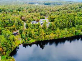 Domaine du lac long- Piscine & Spa-，位于Saint-Alphonse-Rodriguez的酒店