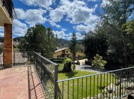 Cubez Viladrau，位于比拉德劳的酒店