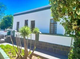 Travellers Joy Guest House