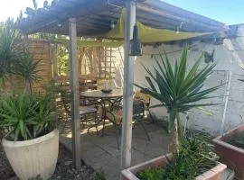 Studio jardinet Couloumines