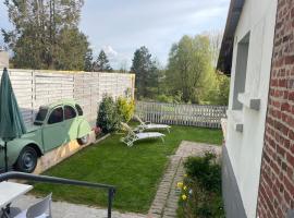 La Maison Vintage à Montreuil sur mer 3 Chambres - Jardin - 6 personnes - Wifi，位于Neuville-sous-Montreuil的酒店