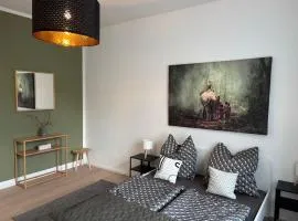 Elster 2, 1 OG, Neues Apartment mit 4 Schlafzimmern und Balkon, separates WC, im Zentrum von Gera