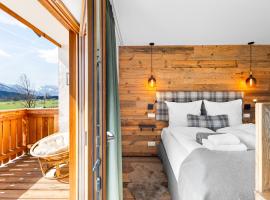 Soho Mountain Chalet - Pool und Sauna，位于雷特温克尔的木屋