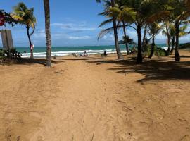 Caribbean Zen at Bosque Del Mar - Las Picuas - Rio Grande，位于里奥格兰德的酒店
