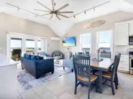 Oceanview Oasis Newly Renovated Parking
