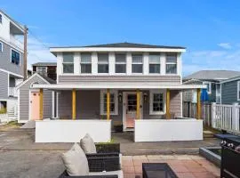 The Cammie Cabana Pet Friendly Steps to Beach