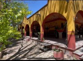 Villa San Carlos，位于Atotonilco的酒店