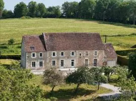 Manoir Percheron Indépendant avec Jardin et Babyfoot - FR-1-497-243