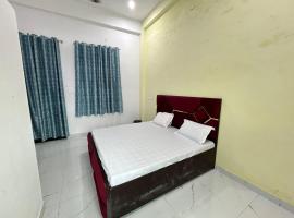 g one Hotel，位于Akbarpur的酒店