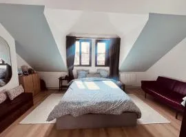 Sweet Leon - grande chambre baignoire vue mer