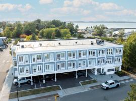 The Dexter By Kasa，位于Elk Rapids的酒店