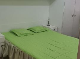 Pousada Senda do Sol - quarto 04，位于伊拉蒂的酒店