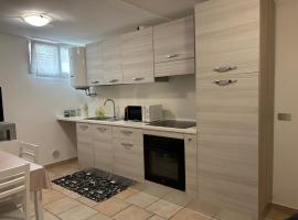 Appartamento Stella marina，位于佩萨罗的酒店