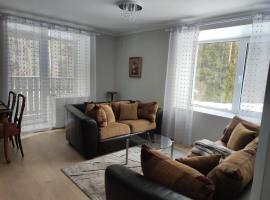 Vormsi Ohvitseride Maja korter nr 5，位于Hullo的酒店