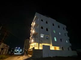 TVK Grands 7 - Premium Two Bedroom Apartment，位于哥印拜陀的酒店