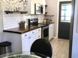 Mimzy's Garden Retreat - Peaceful & Private