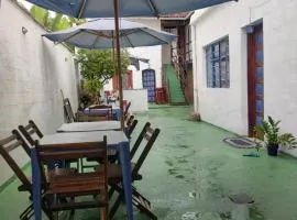 Suite frente 2 a 5 pessoas pontal centro 9