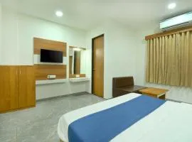 Hotel Madhur, Ahmedabad