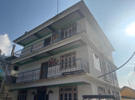 Lachung Comfotel by Rare Himalayas，位于拉冲的酒店
