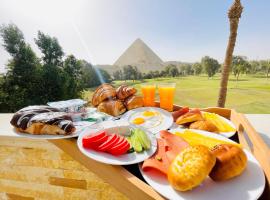 Jazal Pyramids View，位于开罗的酒店