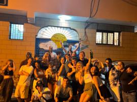 The Galley Party Hostel，位于斯库台的青旅