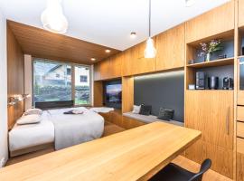Studio Čertovka Ski & Bike & Chill Harrachov, předzahrádka s grilem, parking, komora na kola a lyže, Wi-Fi, Netflix, 65"TV，位于哈拉霍夫的酒店