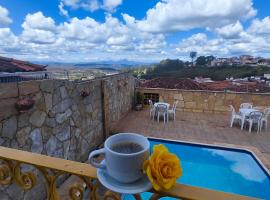 Hotel Montanhas de Minas，位于迪亚曼蒂纳的酒店