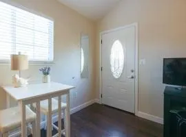 Sonoma Getaway for Two - Great Location