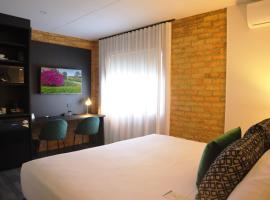 Quality Hotel Robertson Gardens，位于布里斯班的酒店