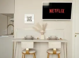 Studio meublé L'écrin doré avec Netflix