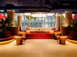 华沙中心美居酒店