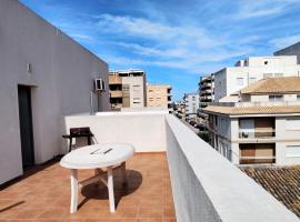 apartamento Daimuz playa，位于代穆斯的酒店