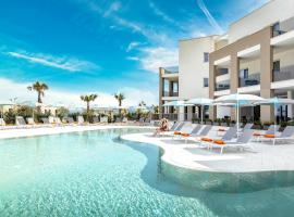 Resort La Battigia Beach & Spa，位于阿尔卡莫马里纳的酒店