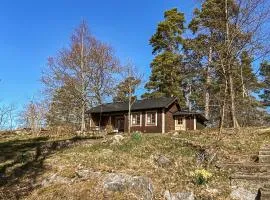 1 Bedroom Stunning Home In Gamleby