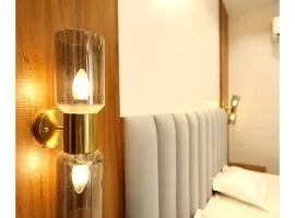 Hotel RGS Crystal