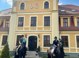 Pałac w Rymaniu，位于Rymań的酒店