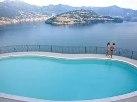 EnjoyIseoLake - Cherubino - Nice 2 floors apartment with pool, terrace and a terrific lake view