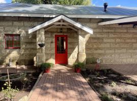 Bella Rosa Cottage，位于克拉伦斯的酒店