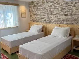 Te Ajdini Guesthouse
